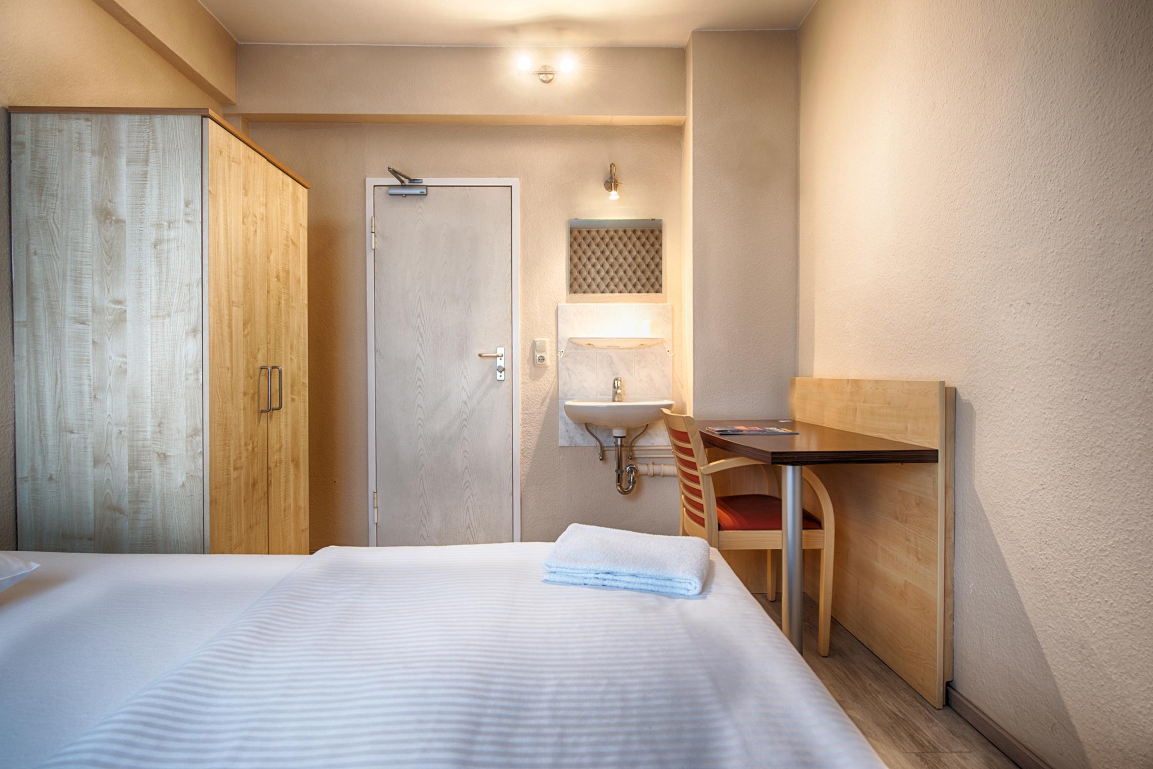 Enjoy Hostel Berlin City West מראה חיצוני תמונה