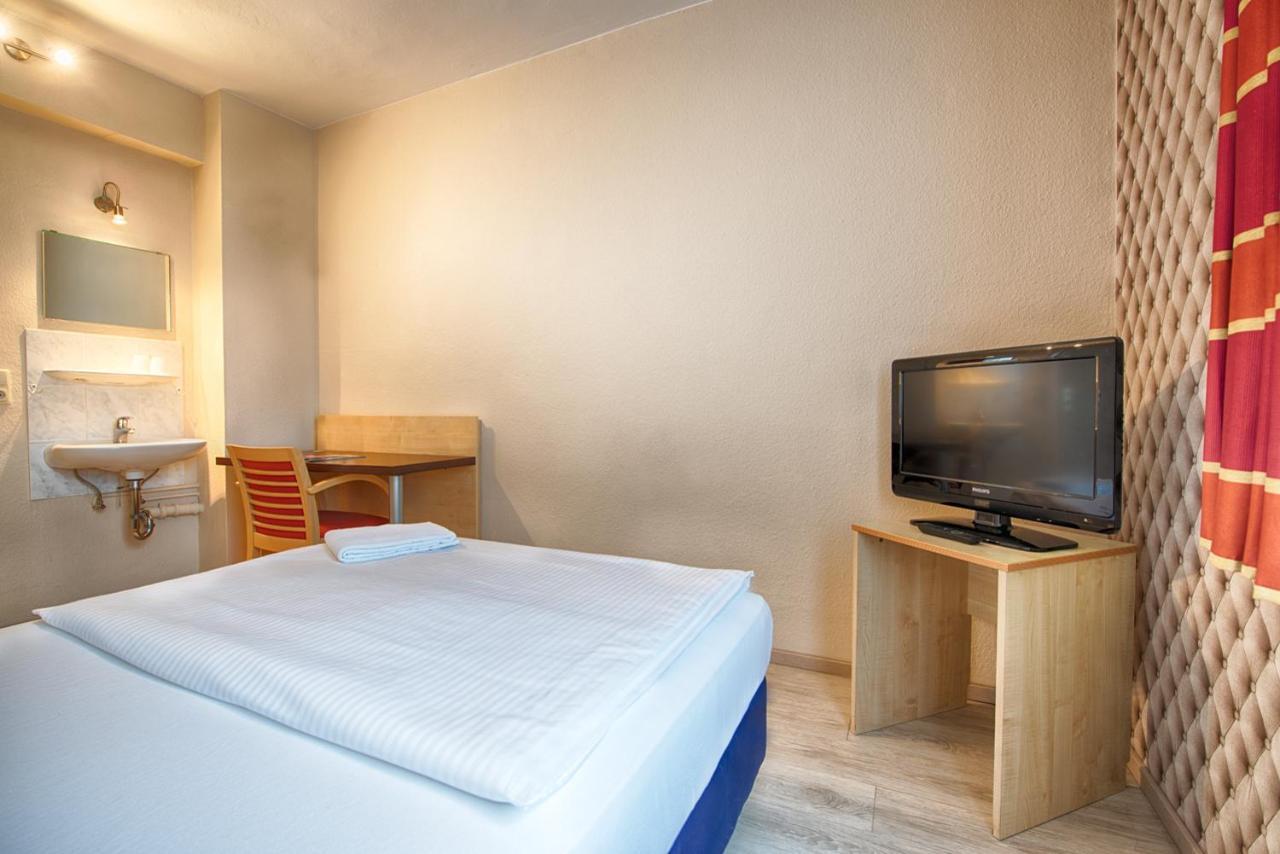 Enjoy Hostel Berlin City West מראה חיצוני תמונה